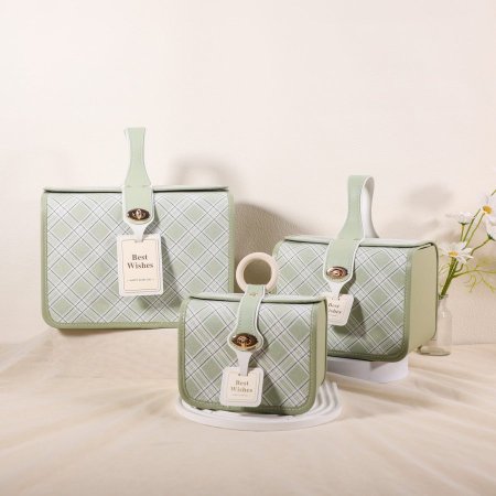 G4 طقم شنتة كاروهات 3 قطع